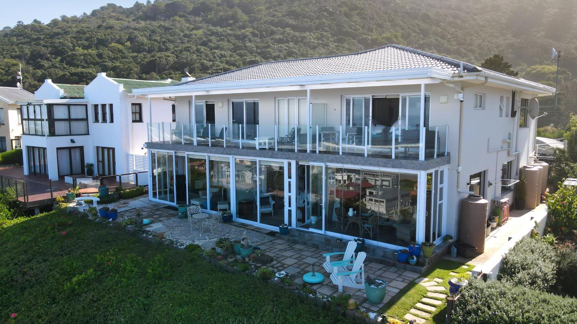 Pearl White Sands Apartment *